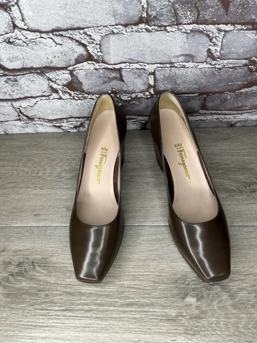 Salvatore Ferragamo Brown Patent Leather Pump Wedges Shoes Women sz 7.5B US/38EU